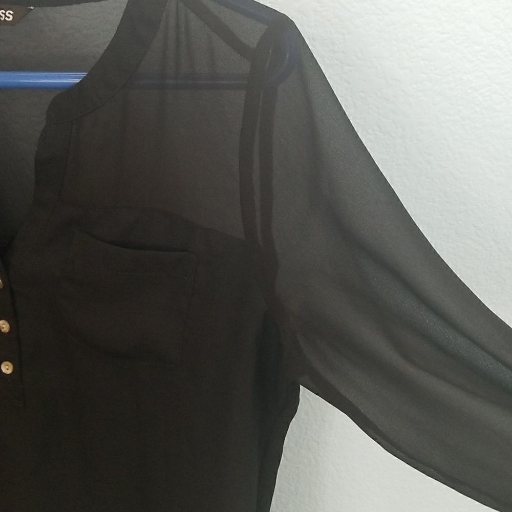 Express 3/4 tab sleeve top - Picture 7 of 12